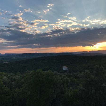 Prime Combe Hostel Fontanes  Екстериор снимка